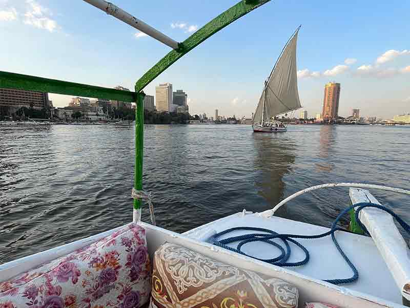 SPECTACULAR EXCURSION OF 2 HOURS IN FELUCCA BY THE NILE
