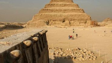 Les pyramides de Saqqarah