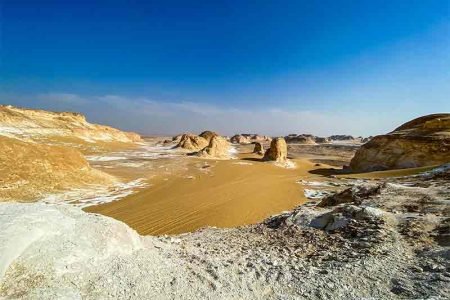 À la découverte du désert blanc : Un spectacle naturel unique en Égypte