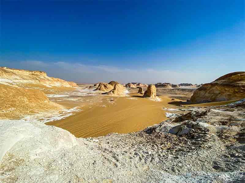 À la découverte du désert blanc : Un spectacle naturel unique en Égypte