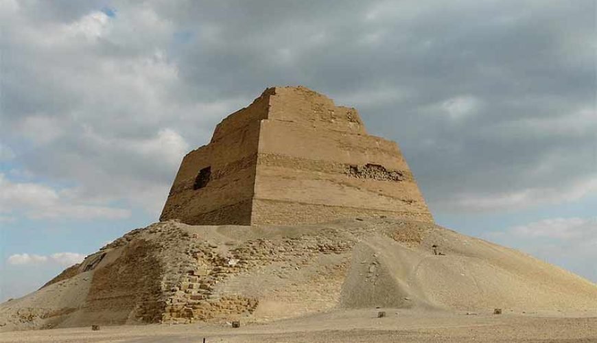 pyramide de Meïdoum