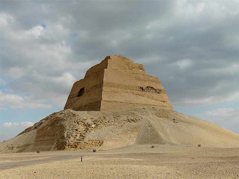 pyramide de Meïdoum